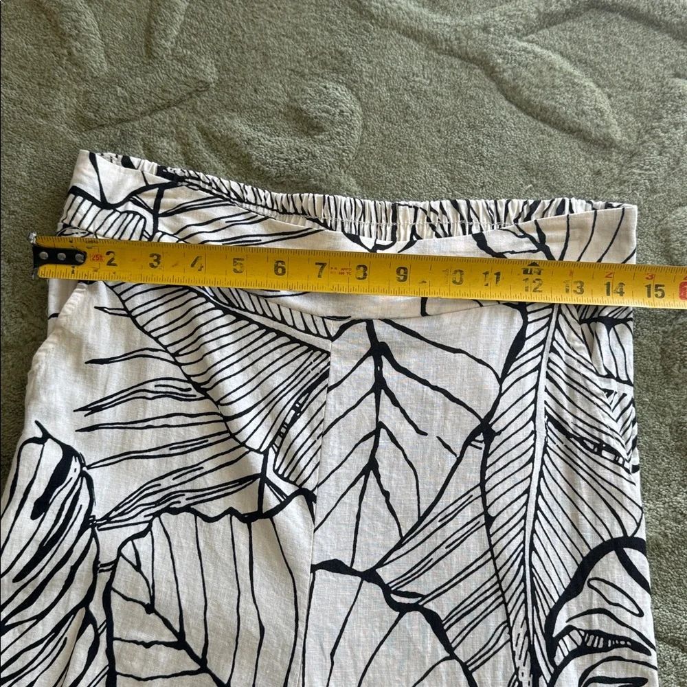 Rachel Zoe Black and White Linen Botanical Print Flowy Patterned Pants - Picture 5 of 9